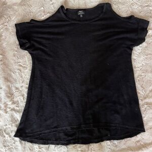 Bobeau by Anthropologie Cold Shoulder knit top